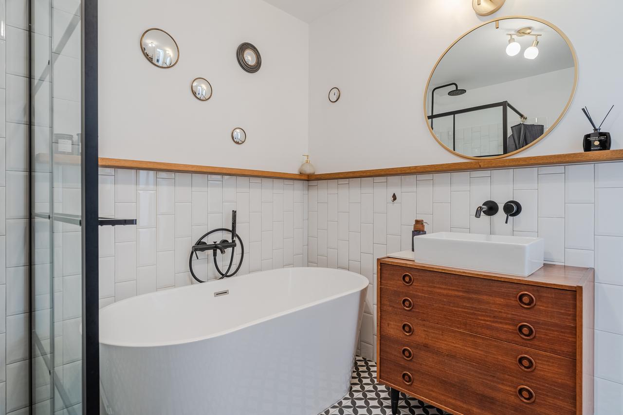 Bright 2-bedroom apartment on Brouwersgracht - Image 19