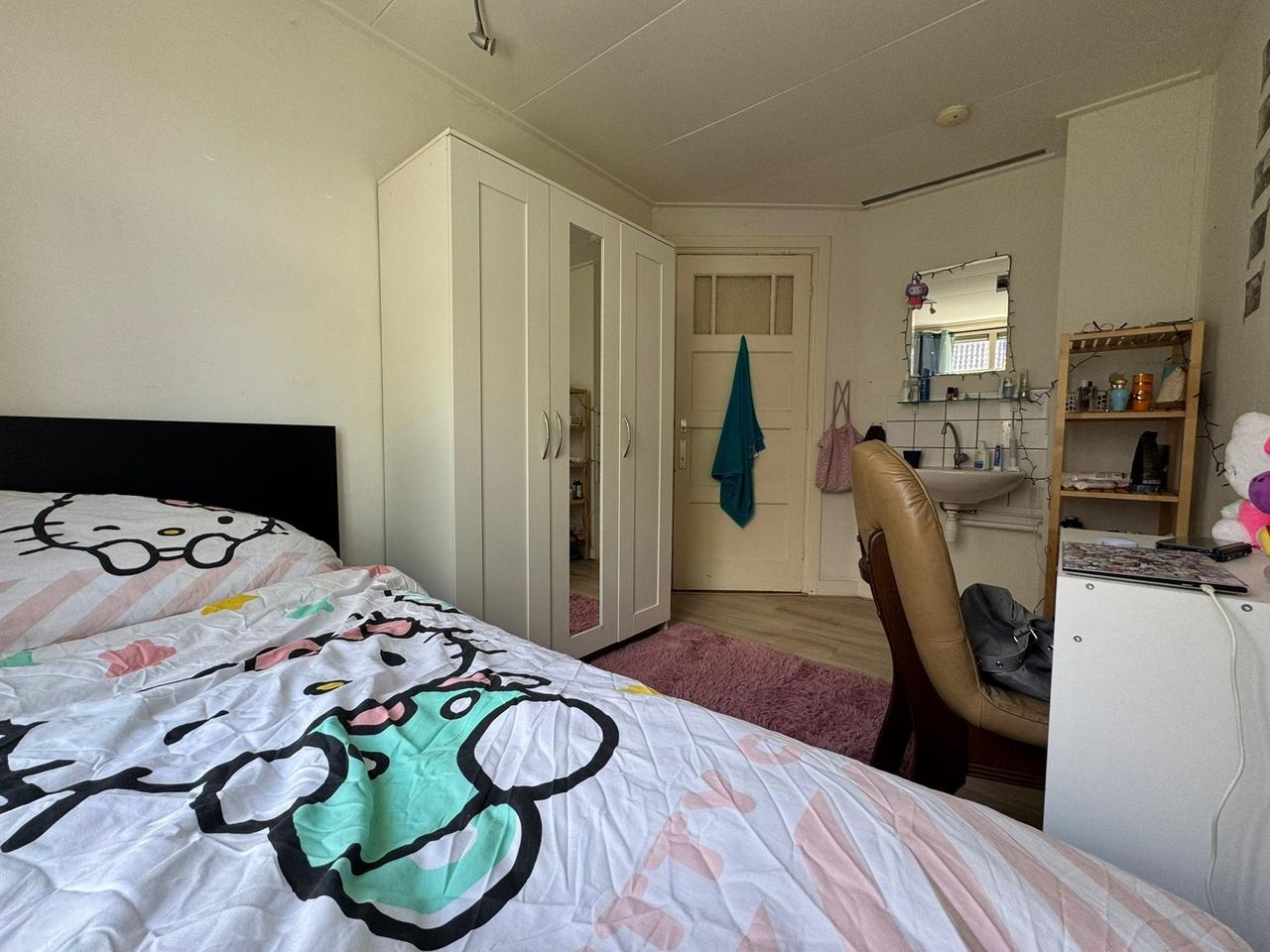Studentenkamer met tuin in Indische Buurt - Afbeelding 4