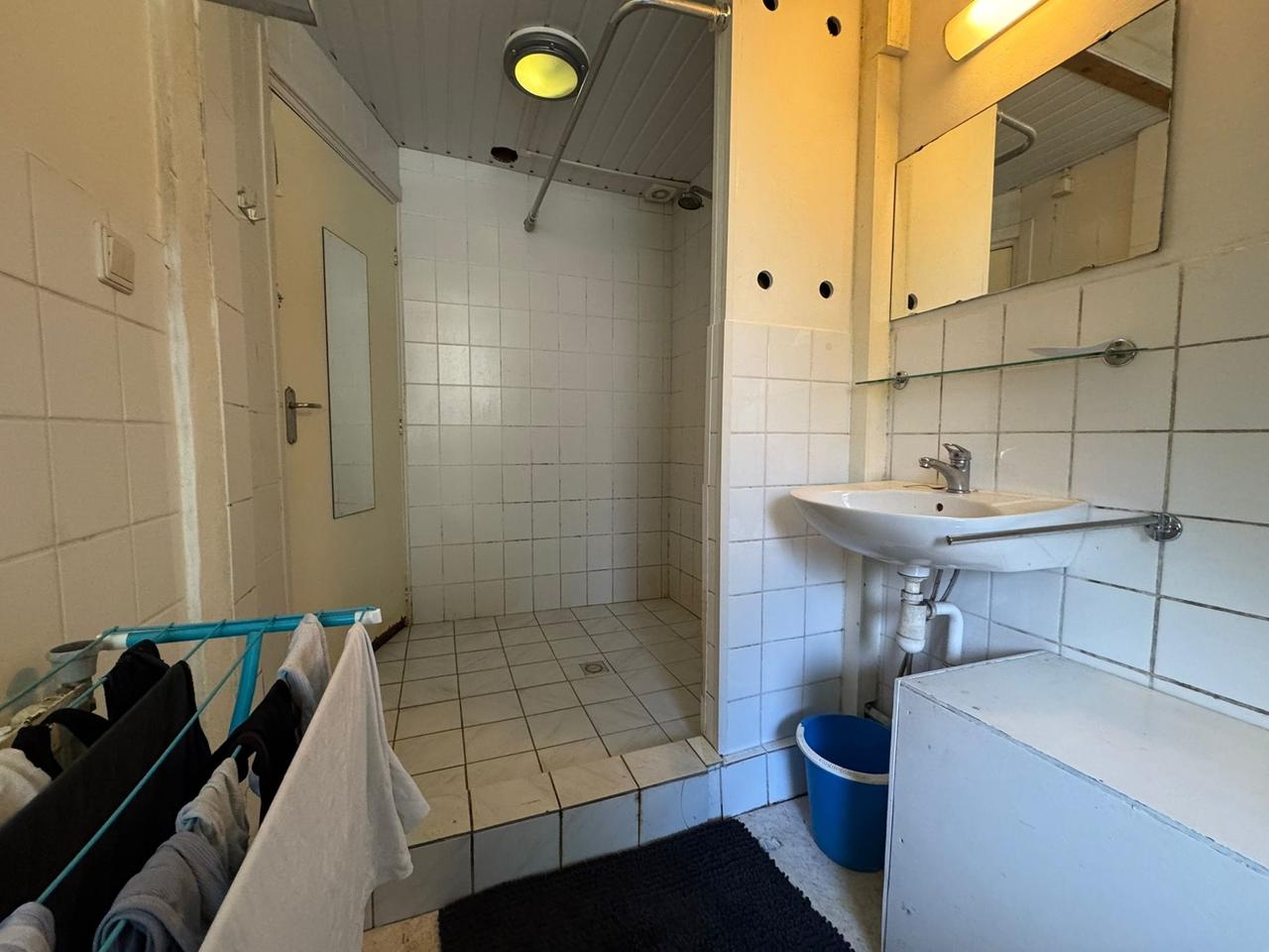 Studentenkamer met tuin in Indische Buurt - Afbeelding 6