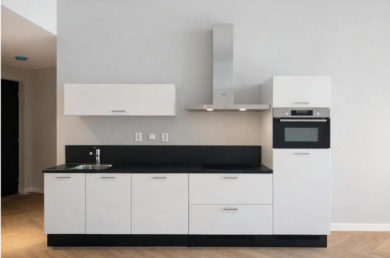 Split-level studio met balkon in Hyde Park - Afbeelding 3