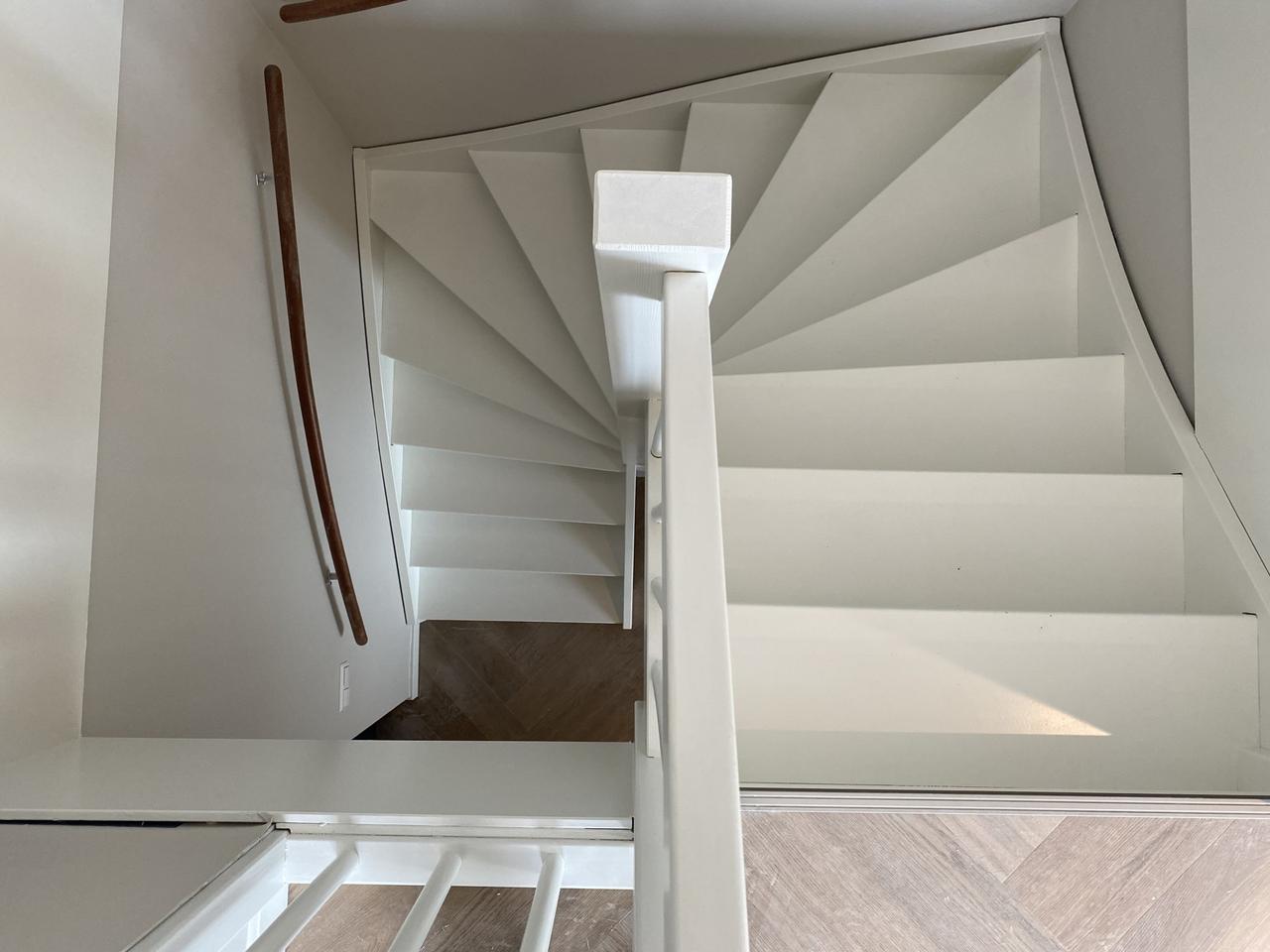 Split-level studio met balkon in Hyde Park - Afbeelding 5