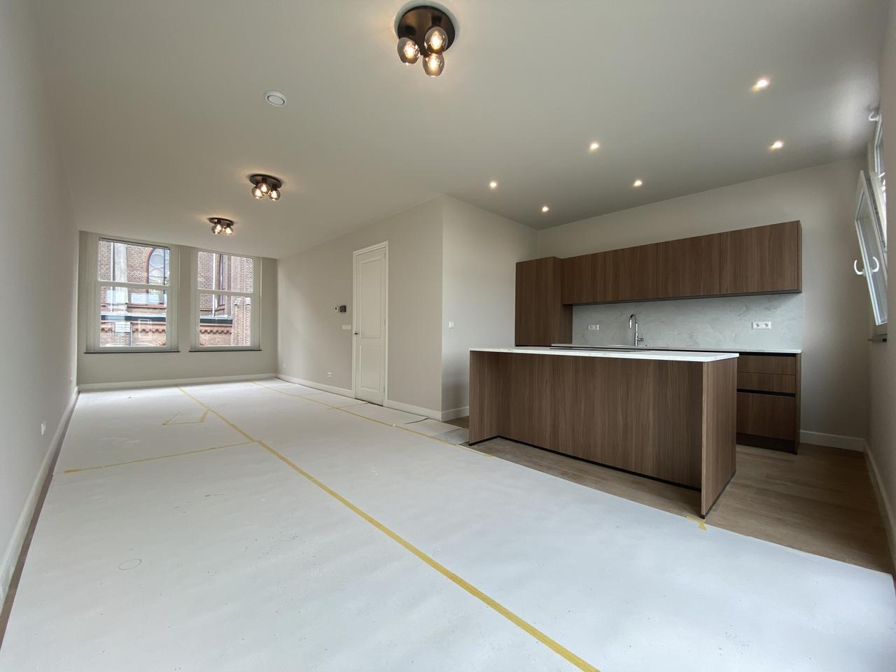 Licht dubbel bovenhuis met balkon - Afbeelding 19
