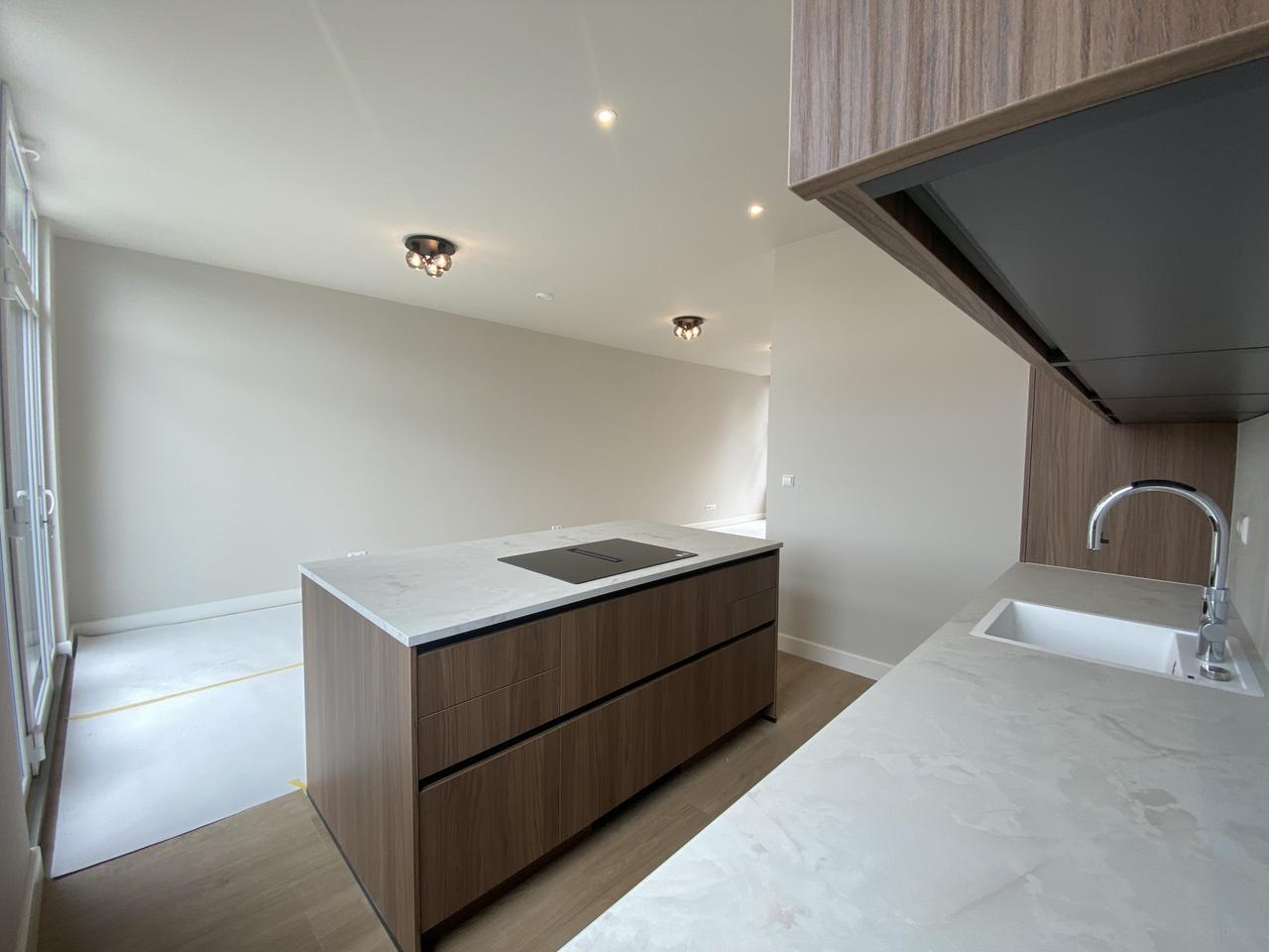 Licht dubbel bovenhuis met balkon - Afbeelding 23