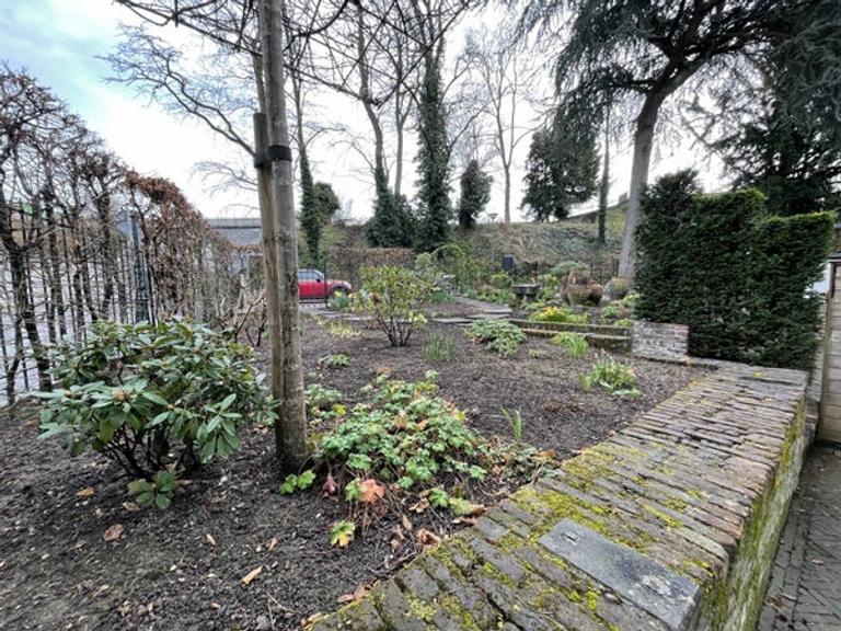 Monumentale stadswoning met tuin en parking - Afbeelding 6
