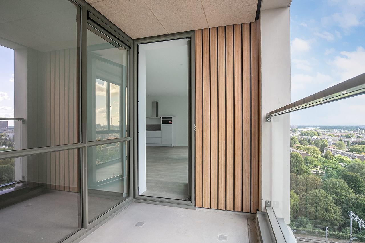 Energy-efficient apartment (79m²) in Strijp-S - Image 14