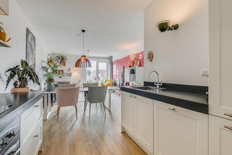 2-kamerappartement met balkon en parkeerplek - Afbeelding 15
