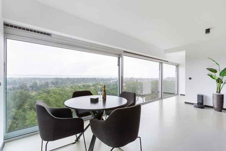 Penthouse op 11 hoog met uitzicht - Afbeelding 3