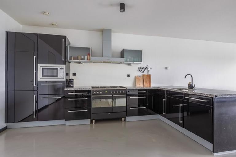 Penthouse op 11 hoog met uitzicht - Afbeelding 7