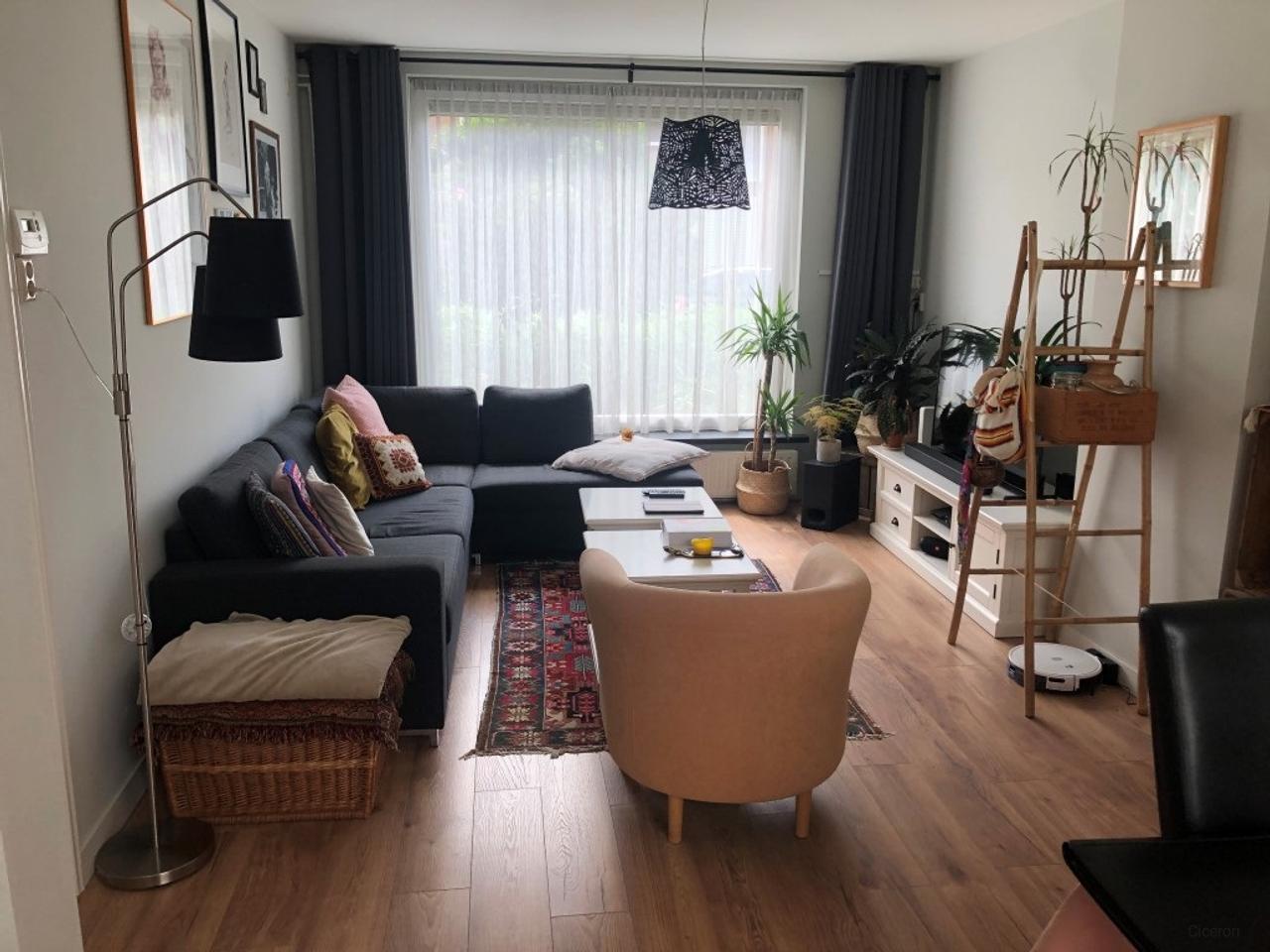 Gemeubileerd huis met 6 slaapkamers - Afbeelding 2