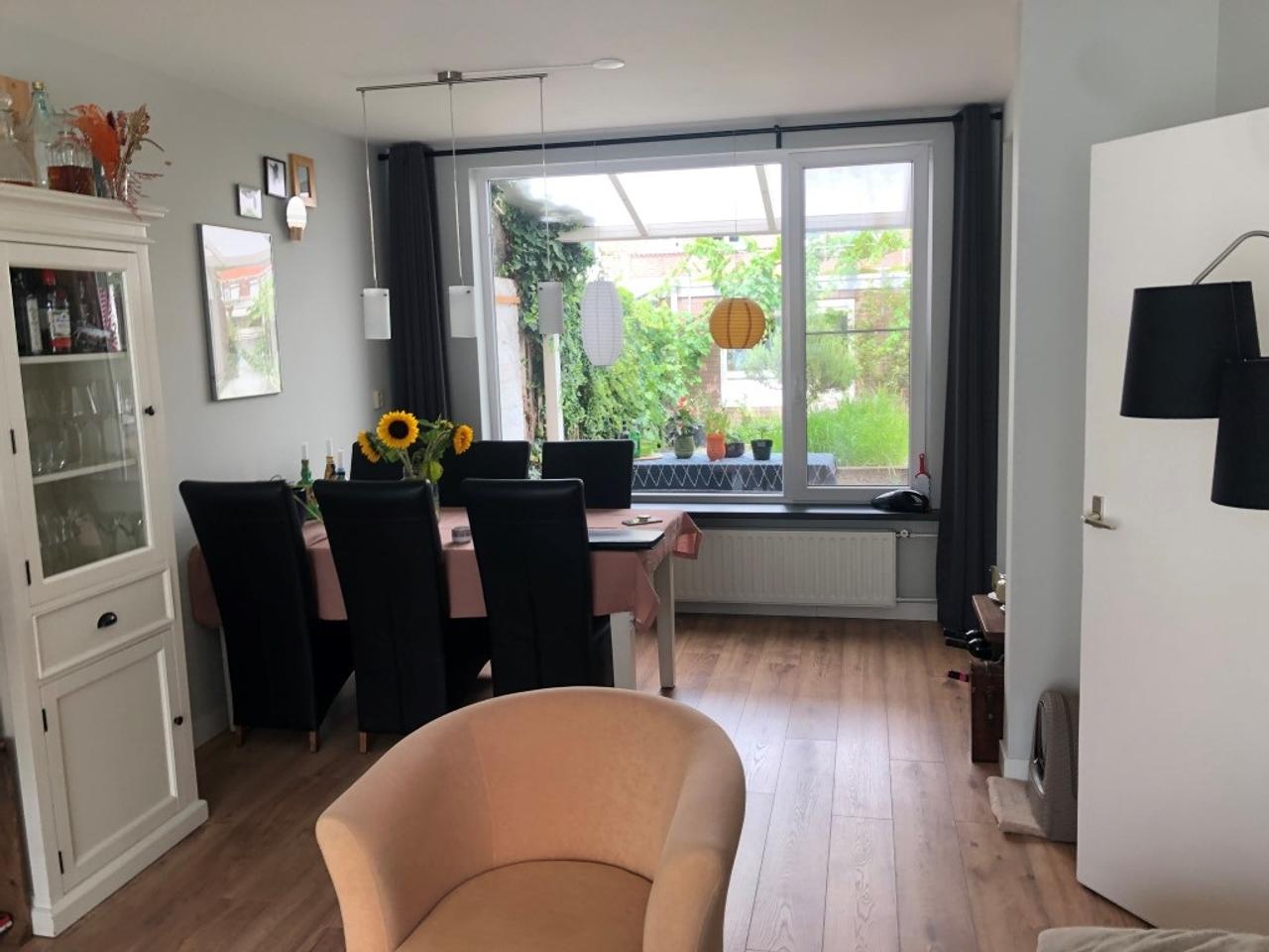 Gemeubileerd huis met 6 slaapkamers - Afbeelding 3