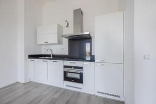 3-kamerappartement met terras en parking - Afbeelding 2