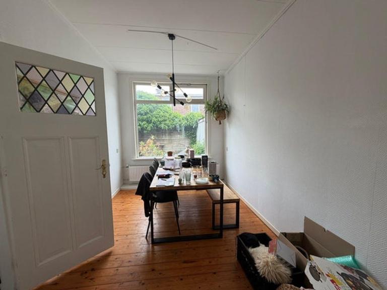 Woning met 3 slaapkamers en tuin bij centrum - Afbeelding 5