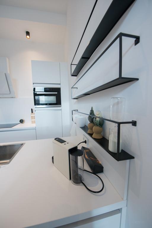 Gemeubileerd appartement met terras - Afbeelding 9