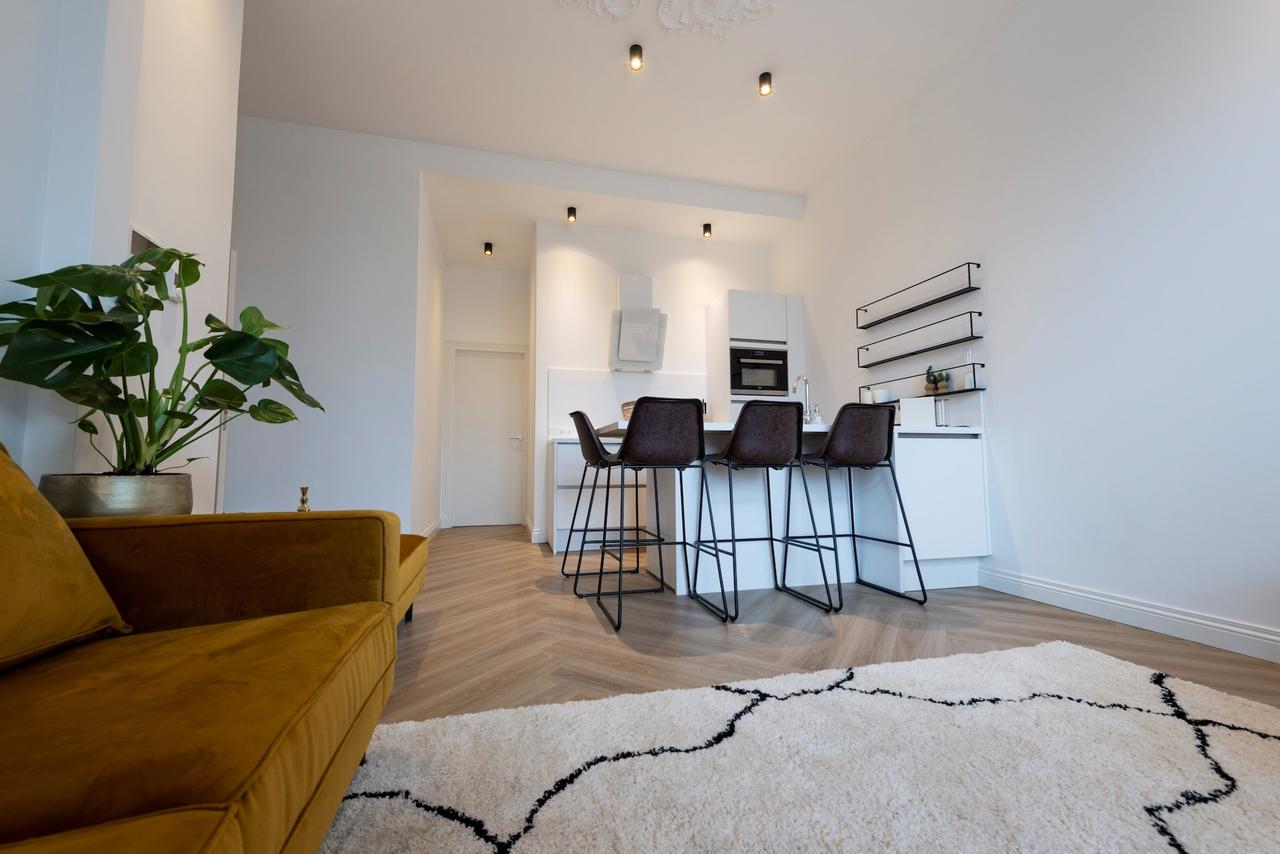 Gemeubileerd appartement met terras - Afbeelding 17