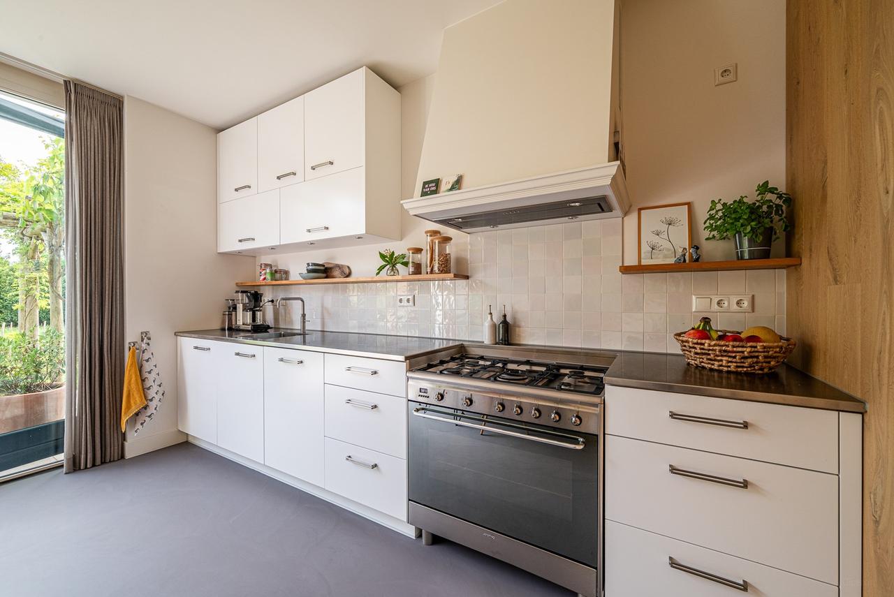 5-slaapkamer huis met tuin en garage - Afbeelding 11