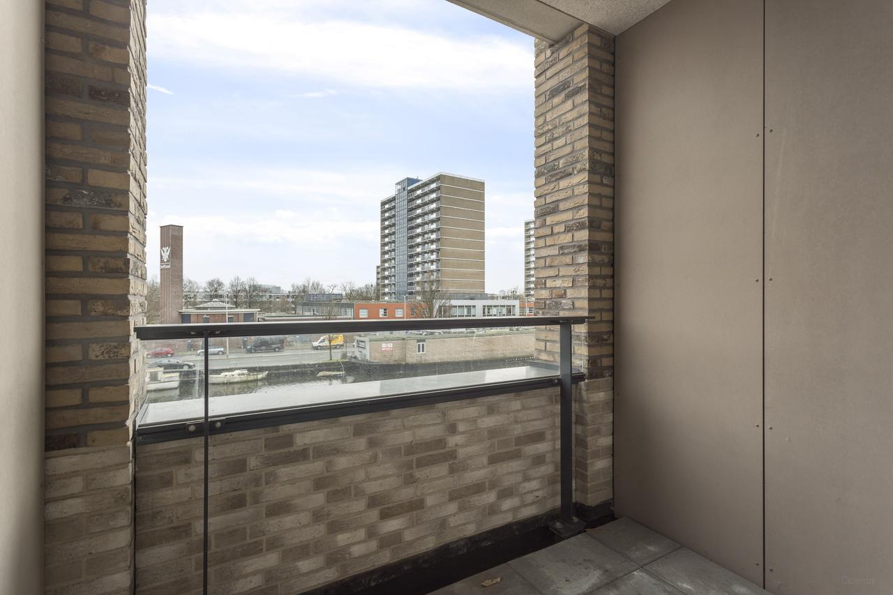 Hoekappartement met loggia in Laakhaven - Afbeelding 9
