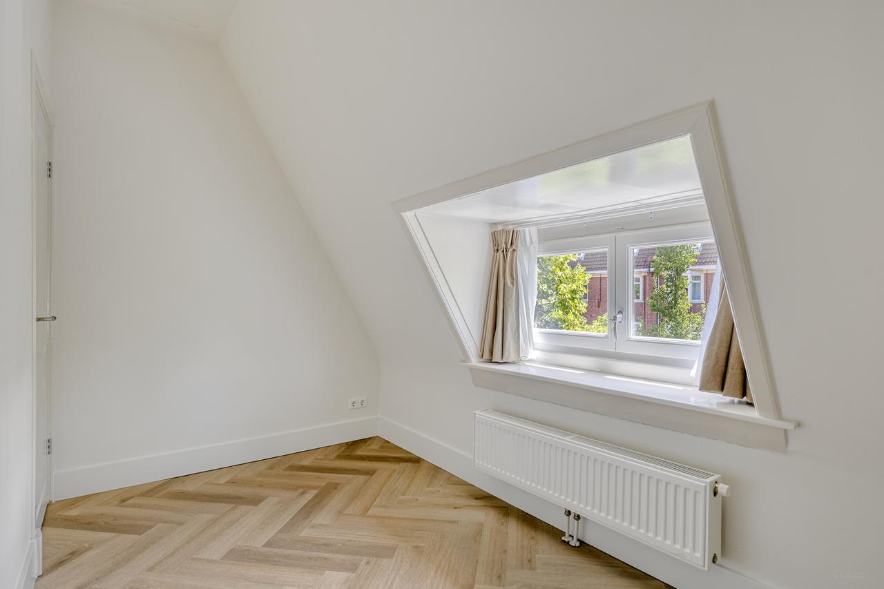 75 m2 met 2 slaapkamers in Rivierenbuurt - Afbeelding 8