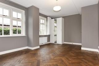 Vrijstaande villa met 5 slaapkamers - Afbeelding 23