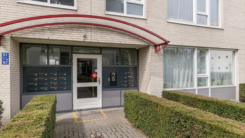 3-kamer appartement met balkon in centrum - Afbeelding 2