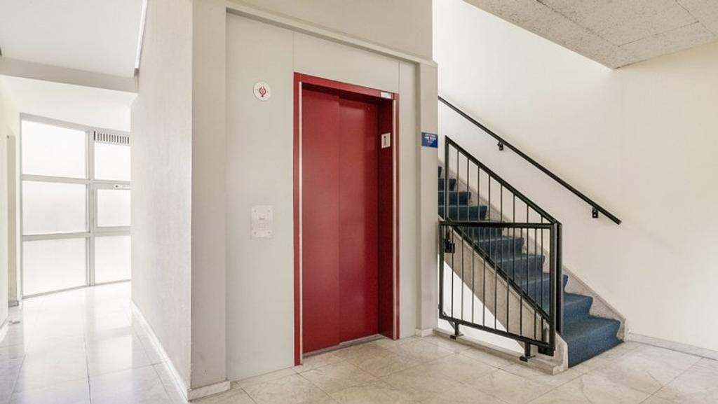 3-kamer appartement met balkon in centrum - Afbeelding 3