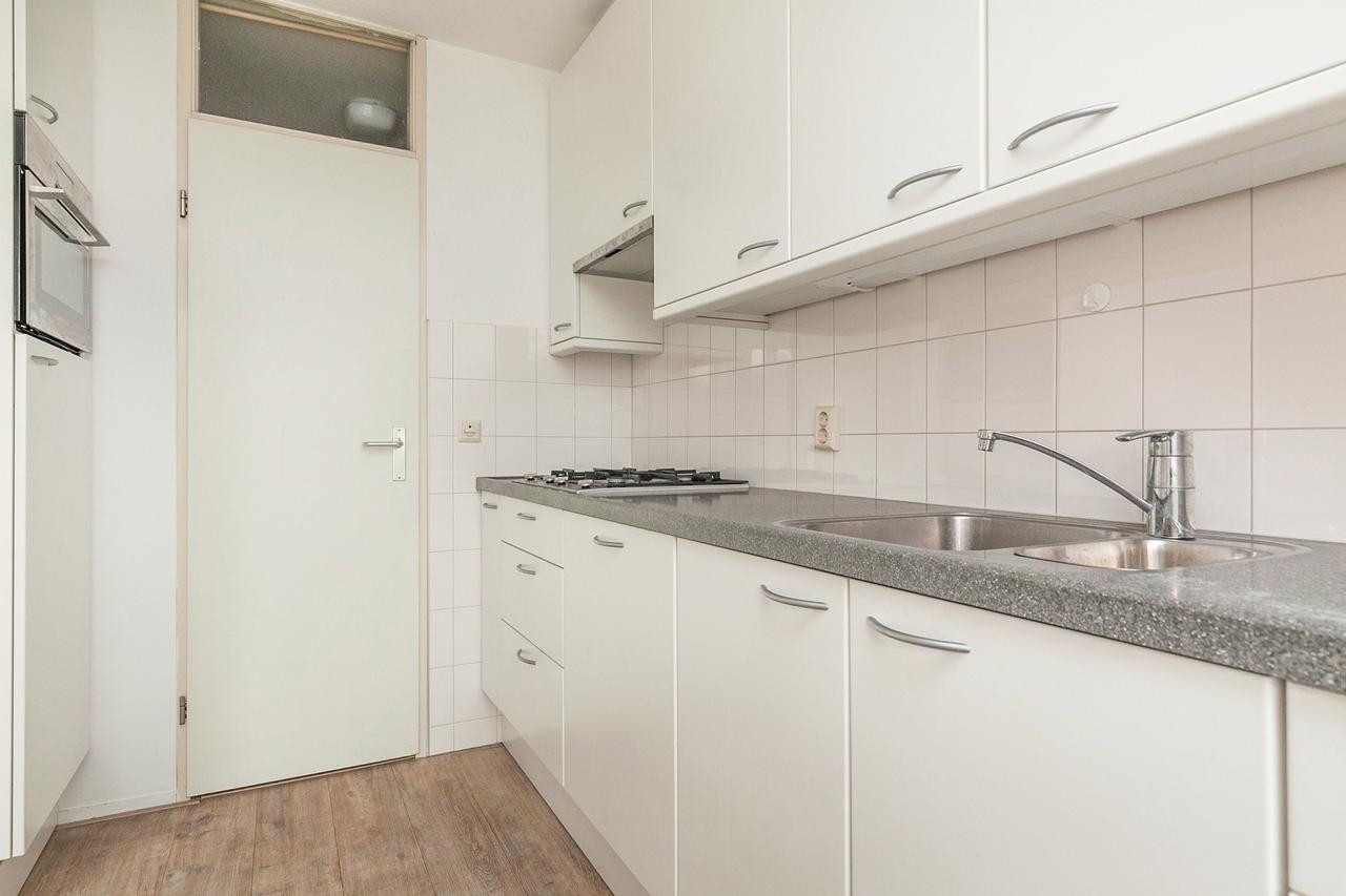 3-kamer appartement met balkon in centrum - Afbeelding 11