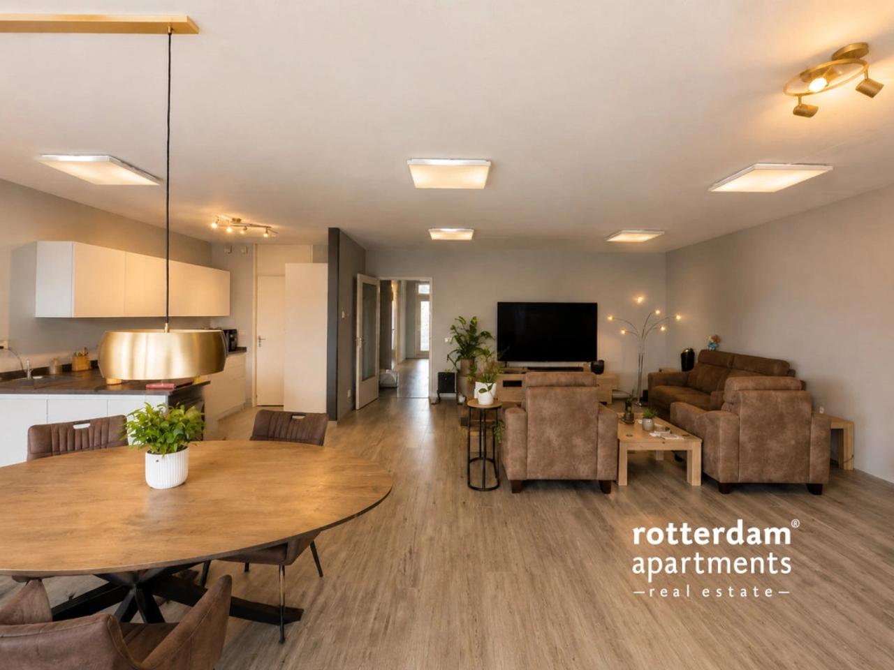 110 m² appartement met balkon in Dordrecht - Afbeelding 3