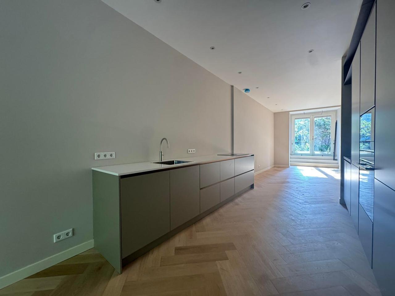 144 m² benedenwoning aan de singel - Afbeelding 9