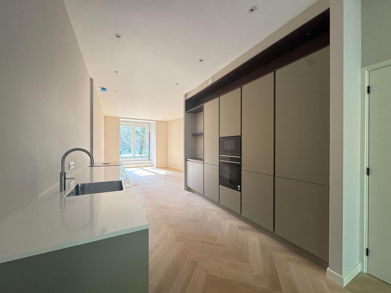 144 m² benedenwoning aan de singel - Afbeelding 10