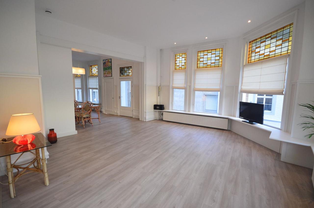 100 m² loft met zicht op Vrijthof - Afbeelding 1