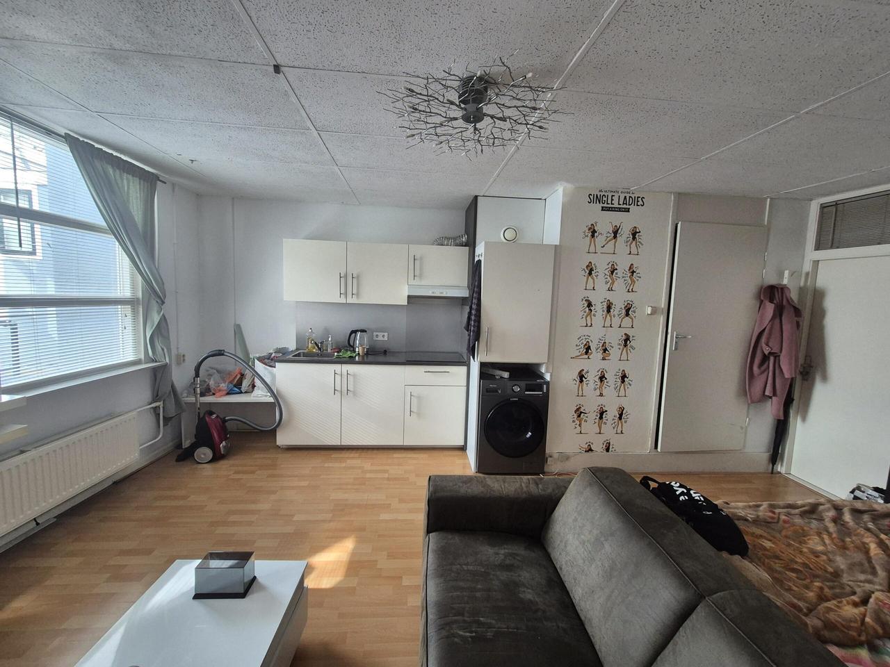 Zelfstandige studio aan de Ossenmarkt - Afbeelding 1