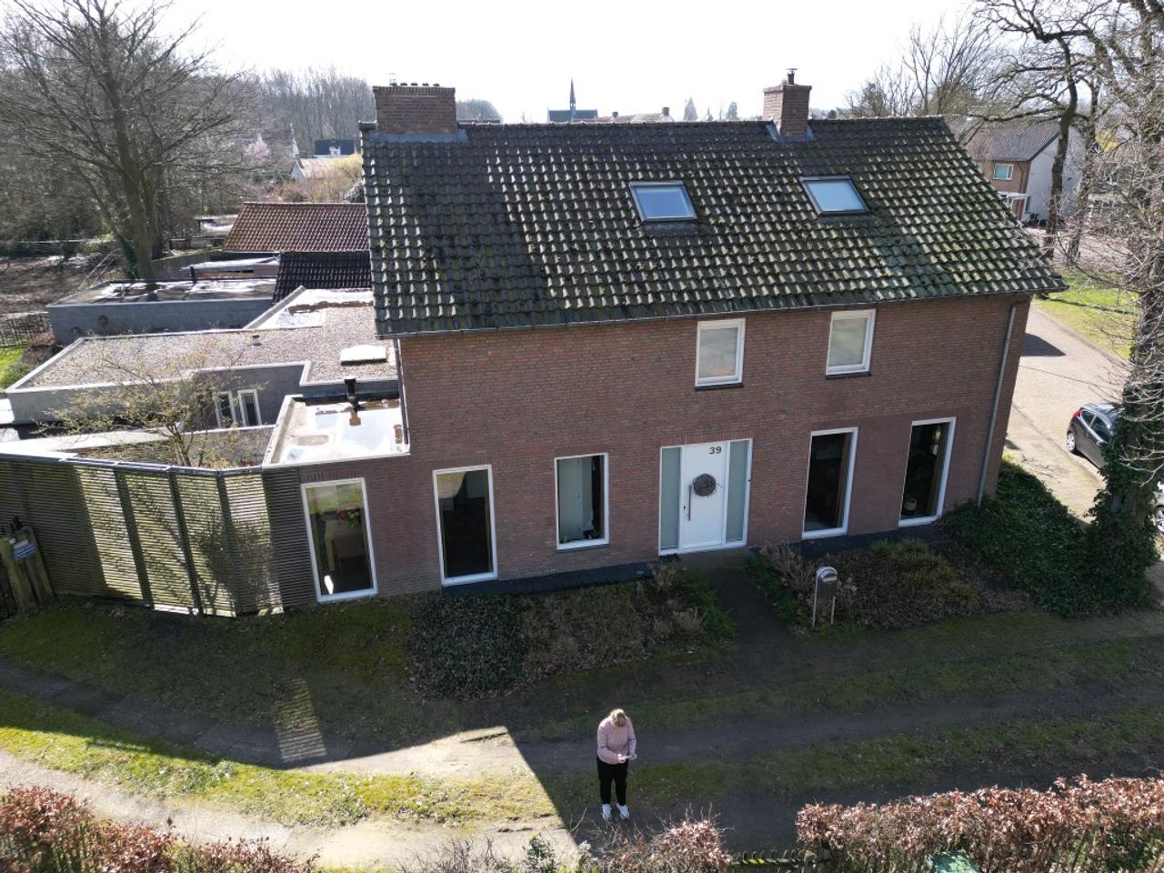 Twee-onder-een-kap vlak bij de heide - Afbeelding 1