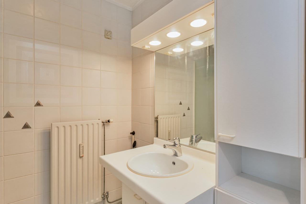 Licht 3-kamerappartement met wintertuin - Afbeelding 14