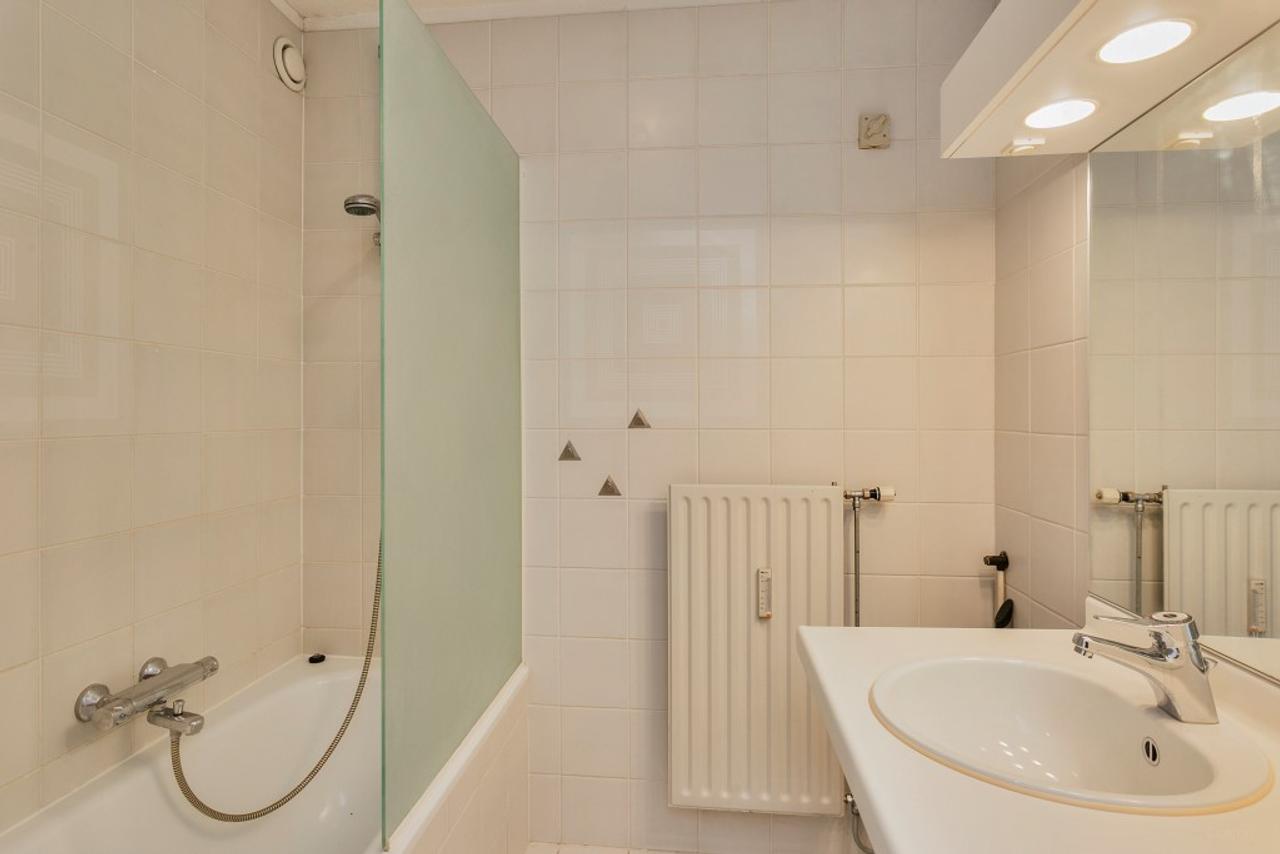 Licht 3-kamerappartement met wintertuin - Afbeelding 15