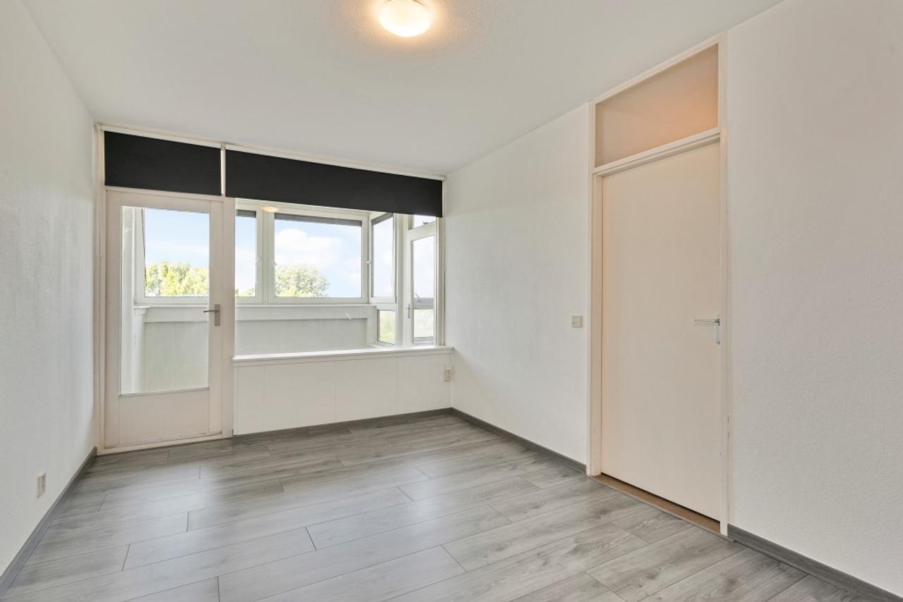 Licht 3-kamerappartement met wintertuin - Afbeelding 18