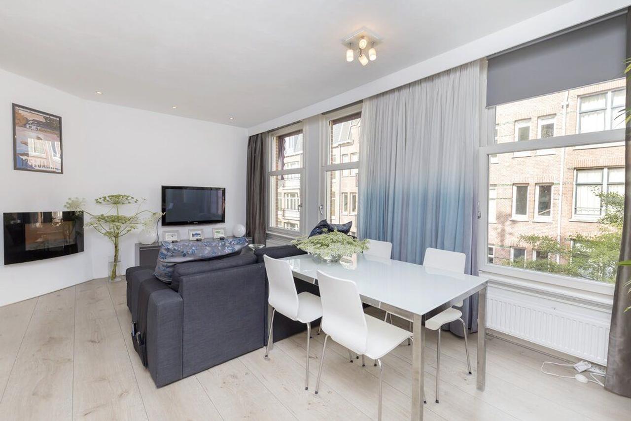 Gemeubileerd 2-kamerappartement met balkon - Afbeelding 4
