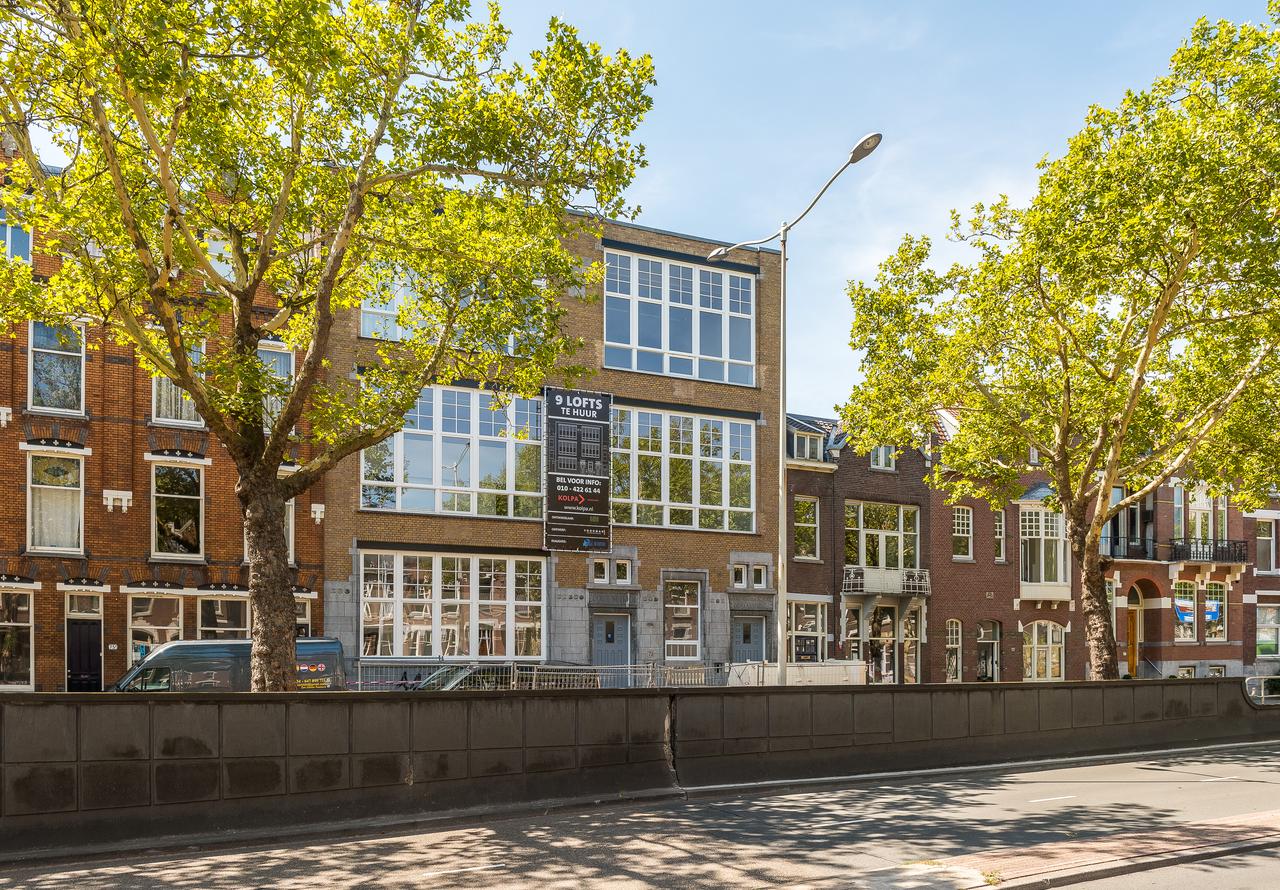 Loft met terras in oud schoolgebouw - Afbeelding 2