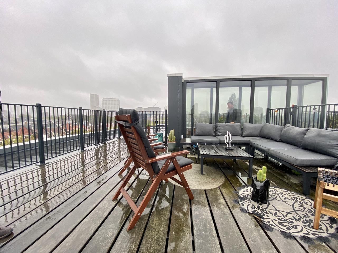 Loft met terras in oud schoolgebouw - Afbeelding 21