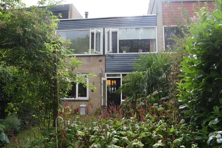 121 m² gezinswoning met diepe tuin - Afbeelding 3