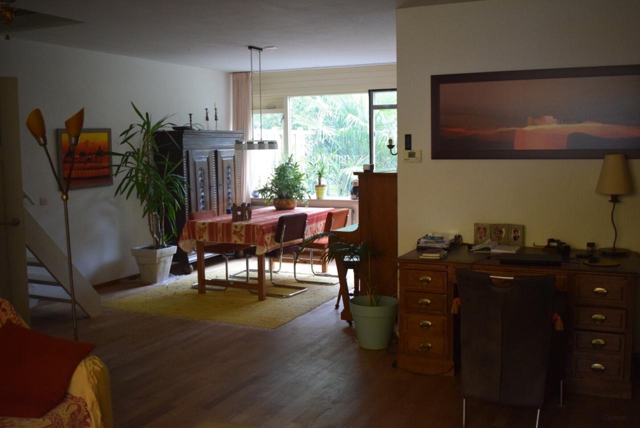 121 m² gezinswoning met diepe tuin - Afbeelding 9