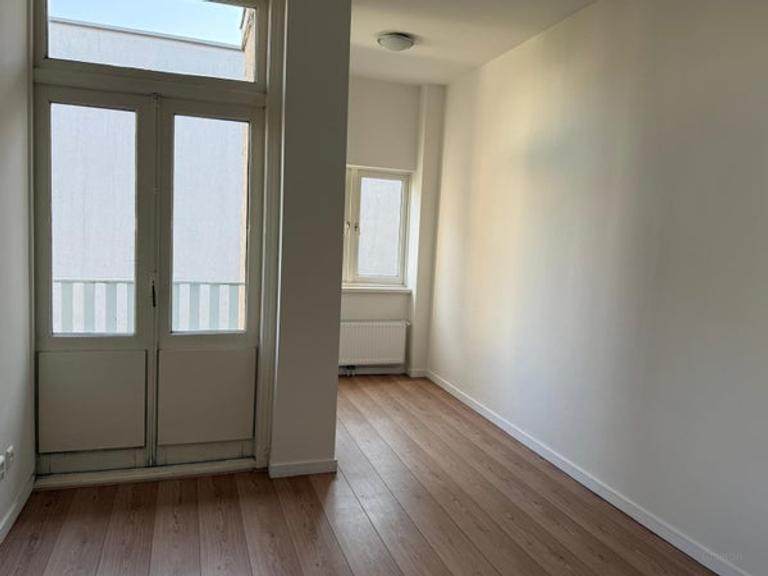 2-slaapkamerappartement met balkon in Oost - Afbeelding 6