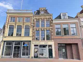 Licht appartement aan de Voorstreek
