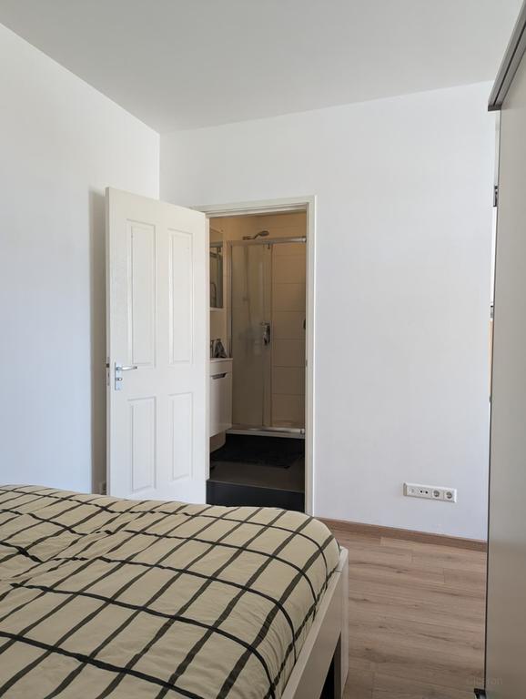 Studio met eigen entree in Haarlem - Afbeelding 12