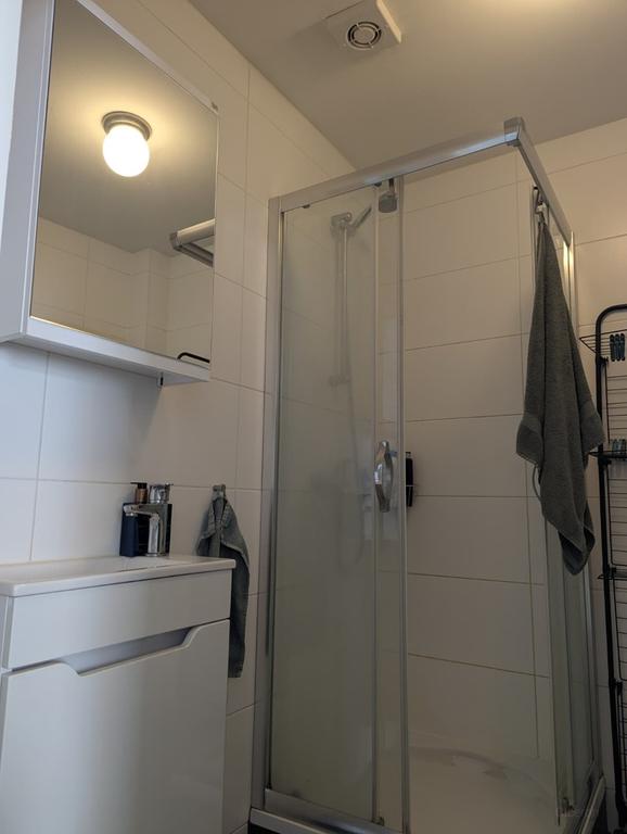 Studio met eigen entree in Haarlem - Afbeelding 14