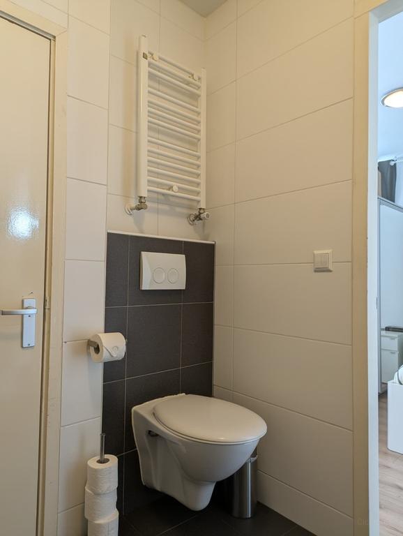 Studio met eigen entree in Haarlem - Afbeelding 16