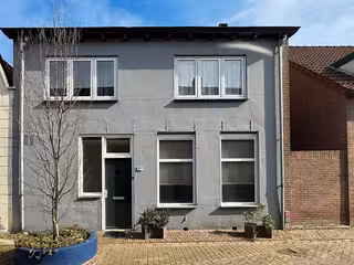 4-slaapkamer huis met tuin in centrum