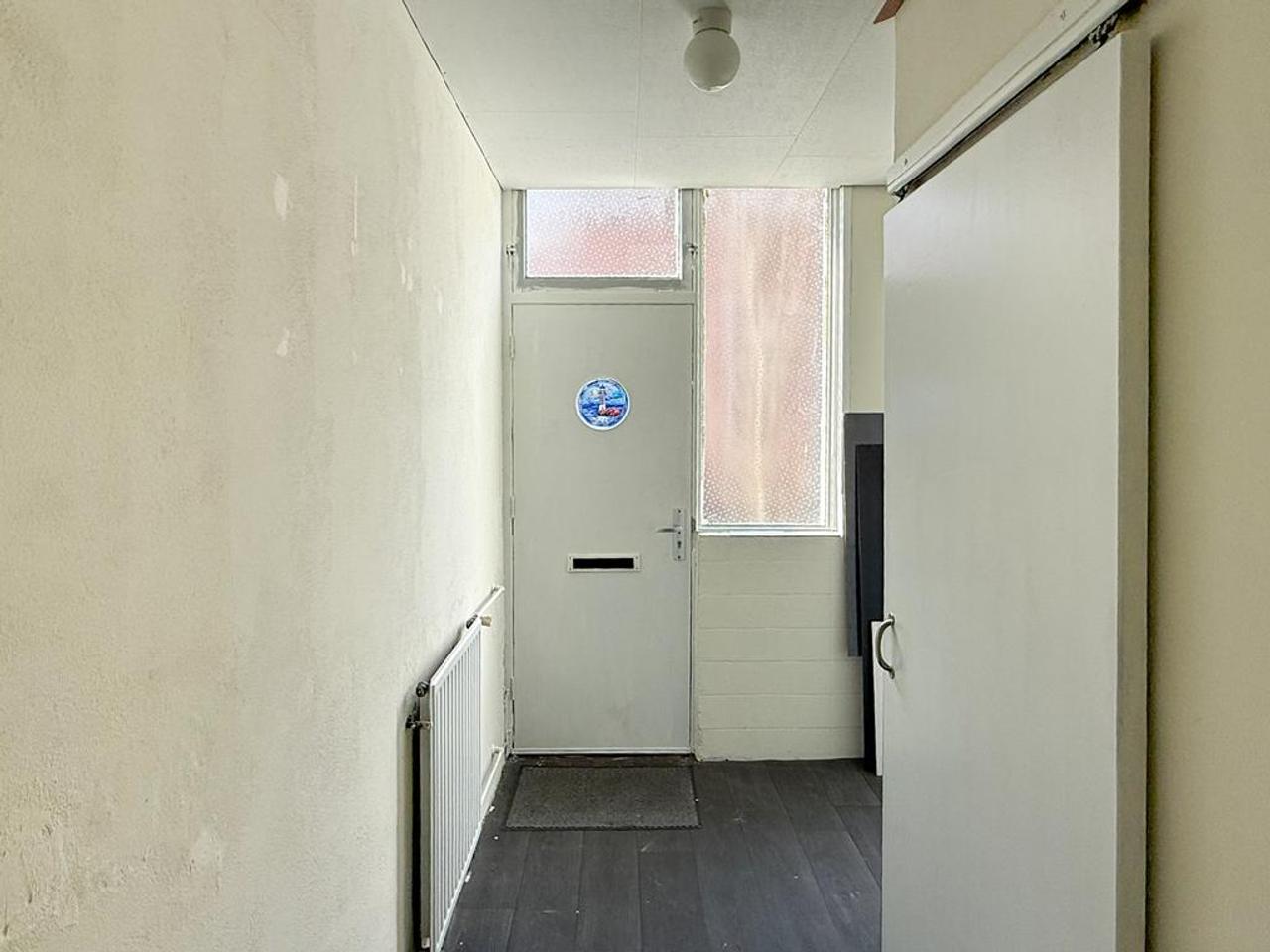4-slaapkamer huis met tuin in centrum - Afbeelding 3