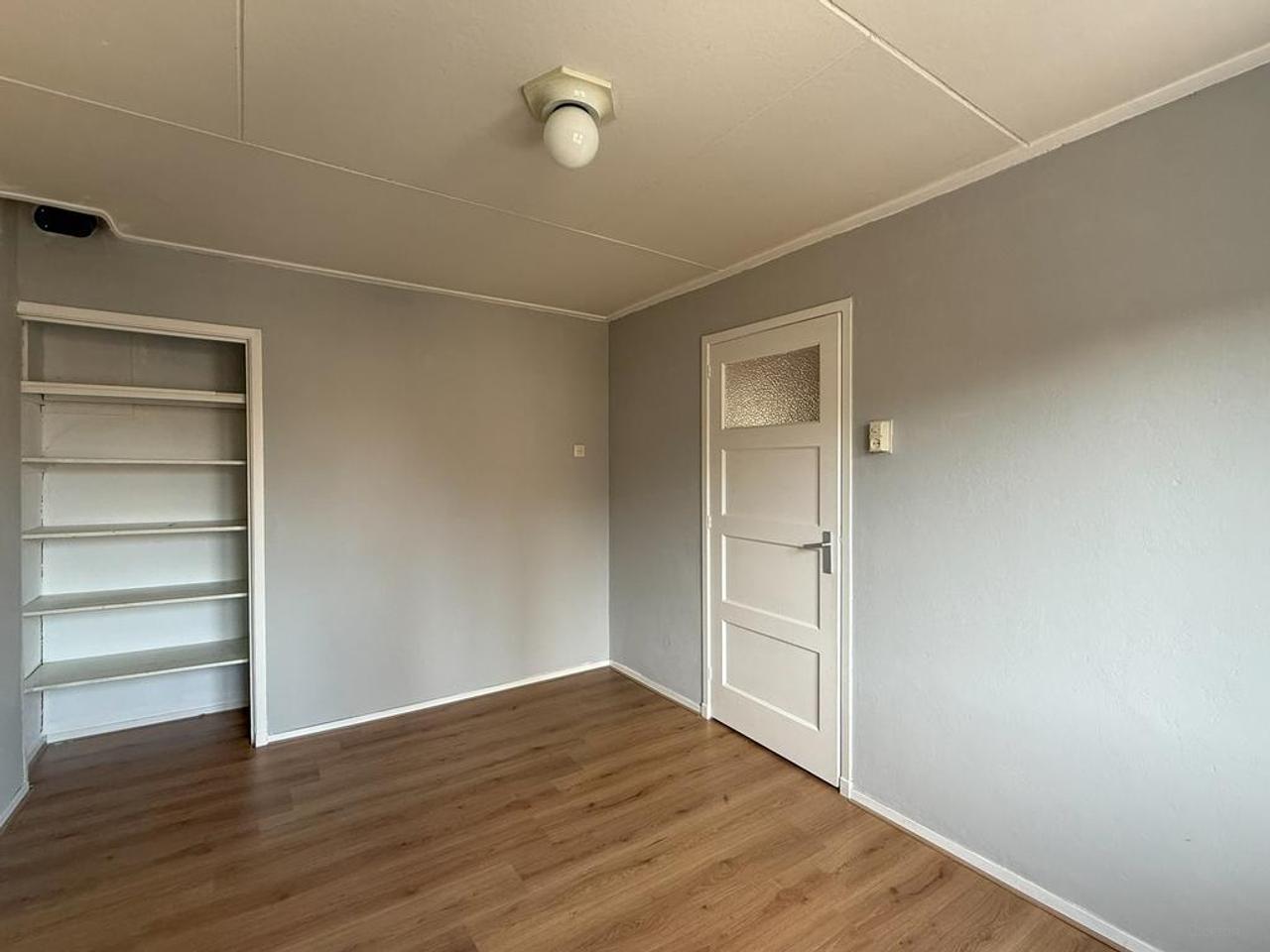 4-slaapkamer huis met tuin in centrum - Afbeelding 16