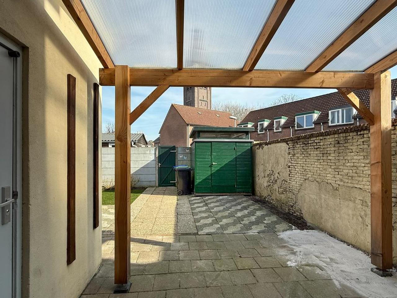 4-slaapkamer huis met tuin in centrum - Afbeelding 23