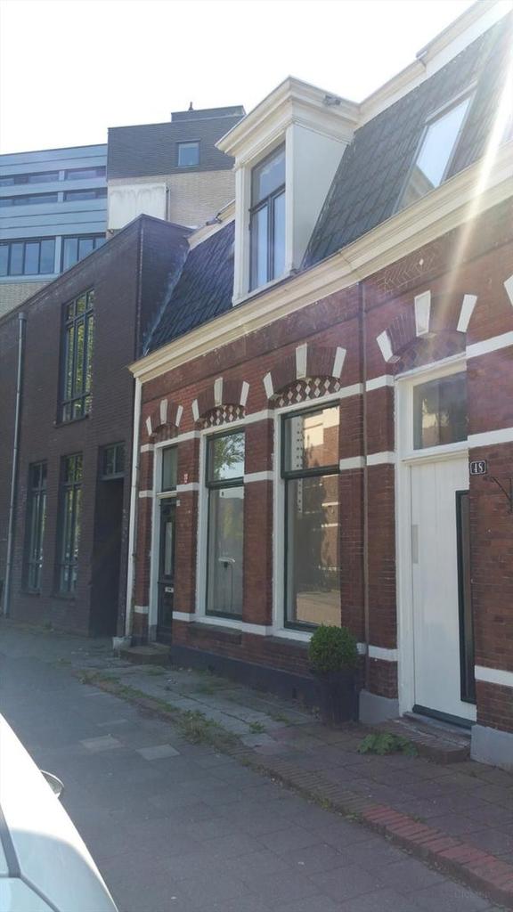 Studentenkamer van 25 m2 vlak bij station - Afbeelding 1