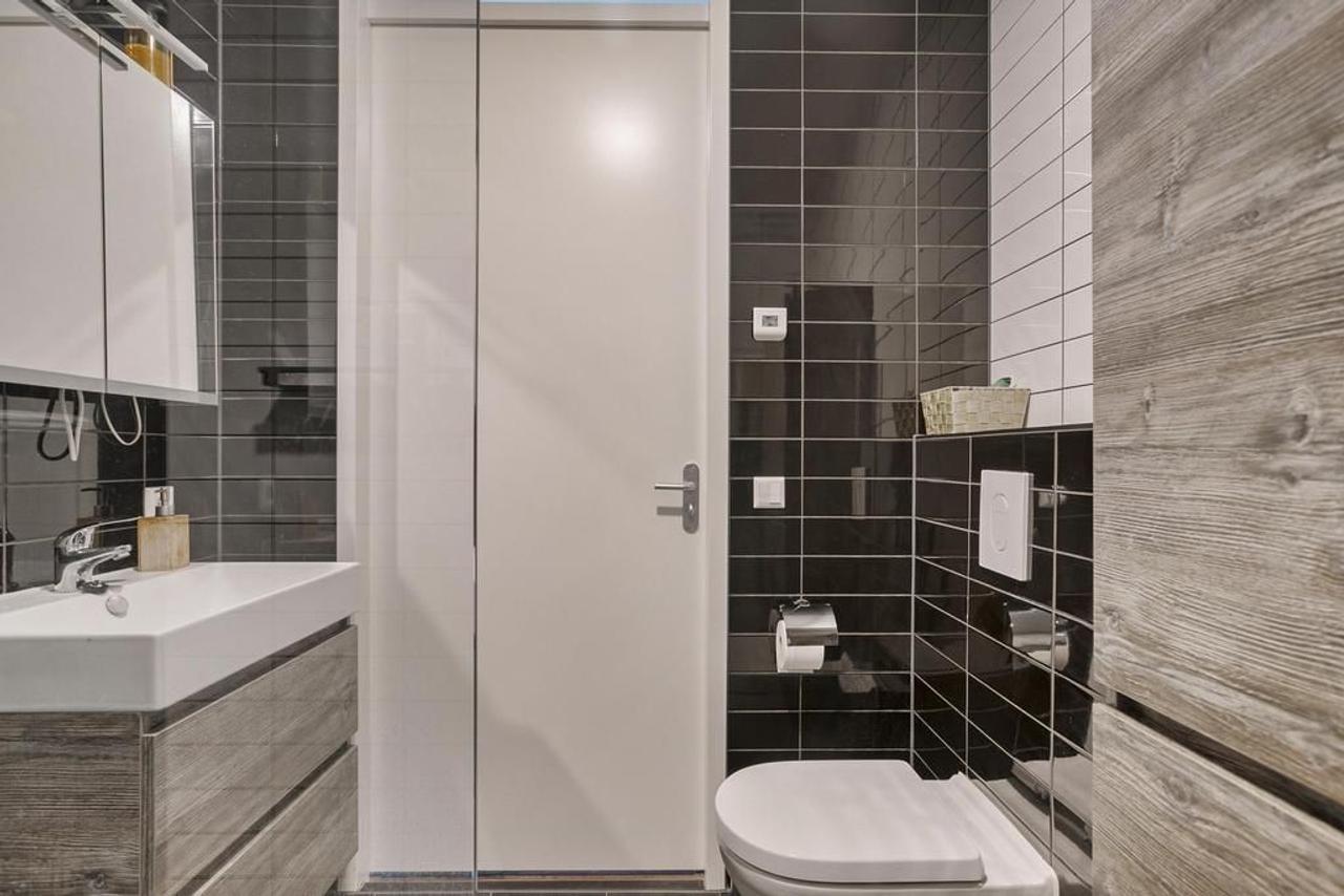 Gemeubileerd appartement met balkon - Afbeelding 14